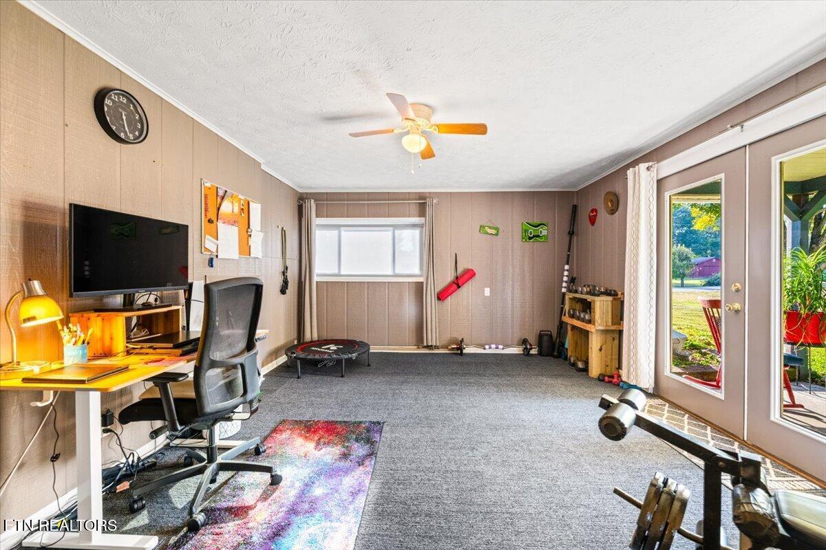 328 Brown Crest Rd, LaFollette