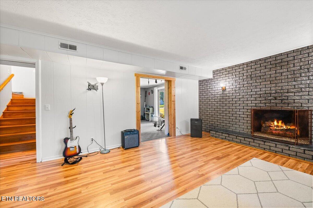 328 Brown Crest Rd, LaFollette