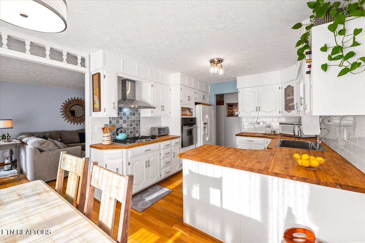 328 Brown Crest Rd, LaFollette