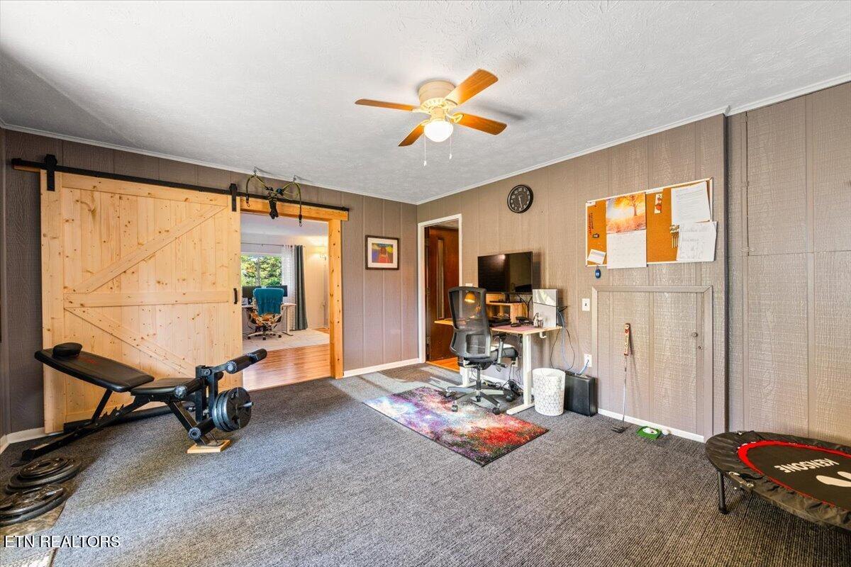 328 Brown Crest Rd, LaFollette