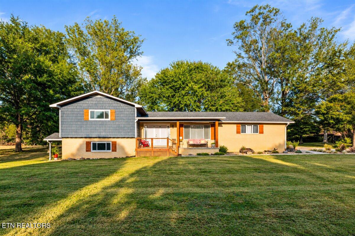 328 Brown Crest Rd, LaFollette