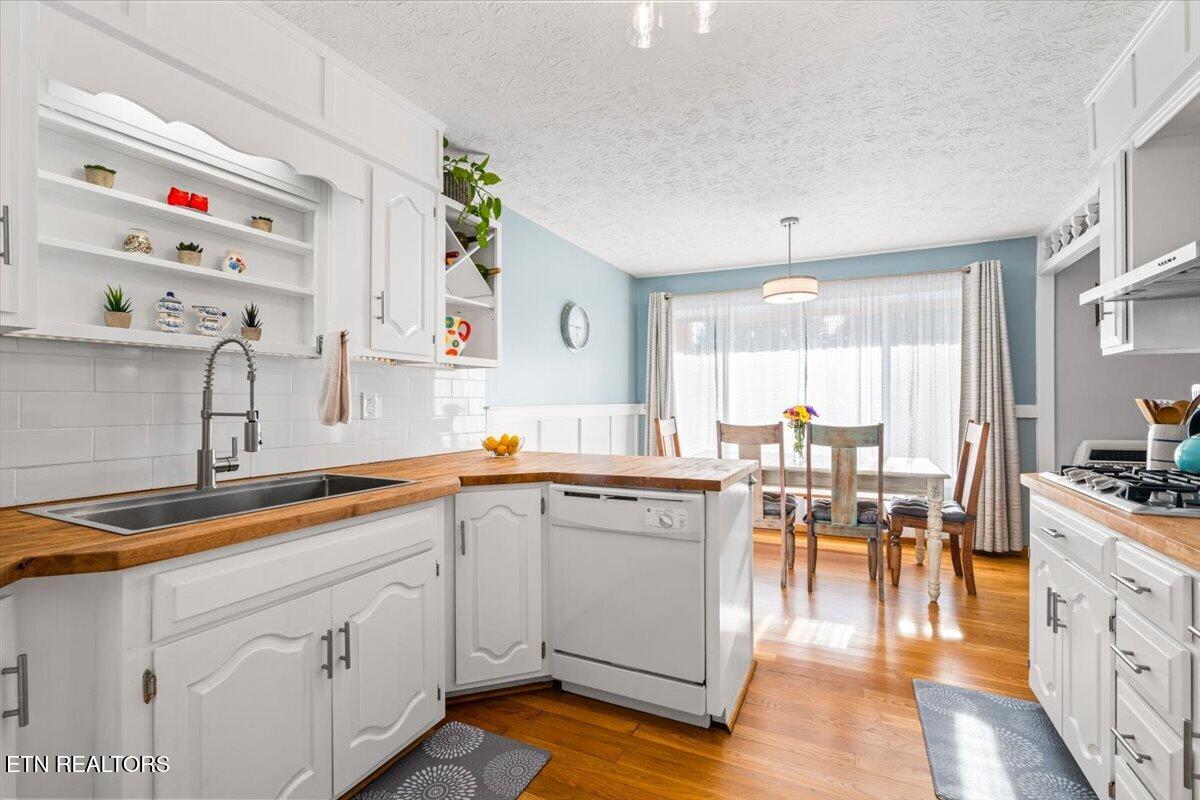 328 Brown Crest Rd, LaFollette