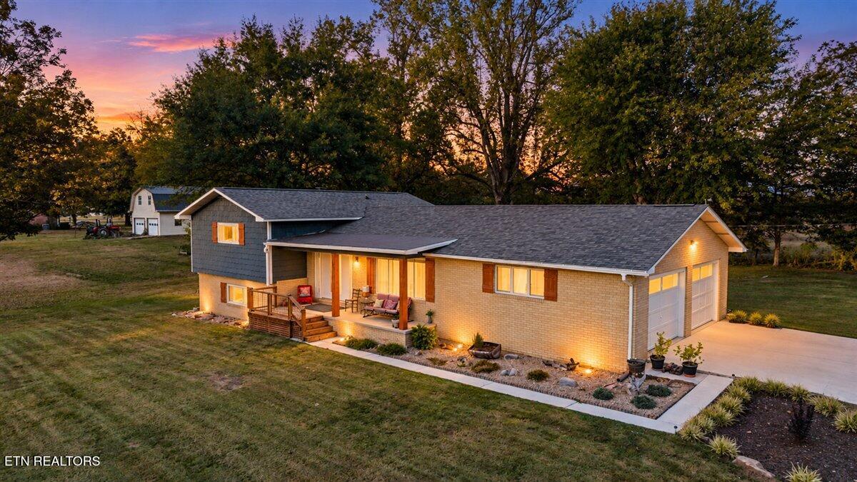 328 Brown Crest Rd, LaFollette