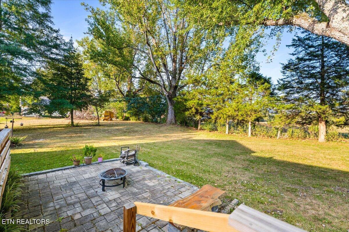 328 Brown Crest Rd, LaFollette