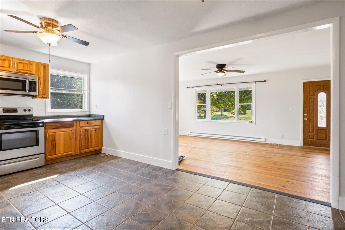 234 College Park Rd, LaFollette