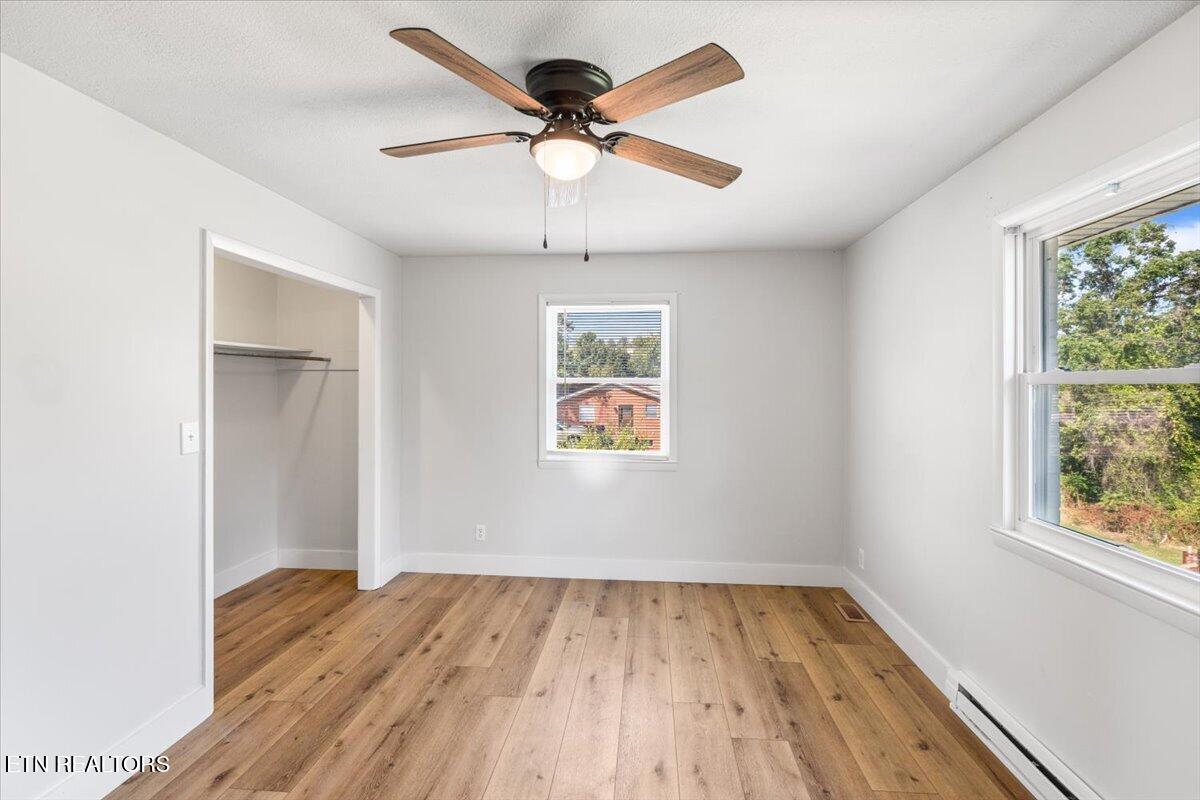 234 College Park Rd, LaFollette