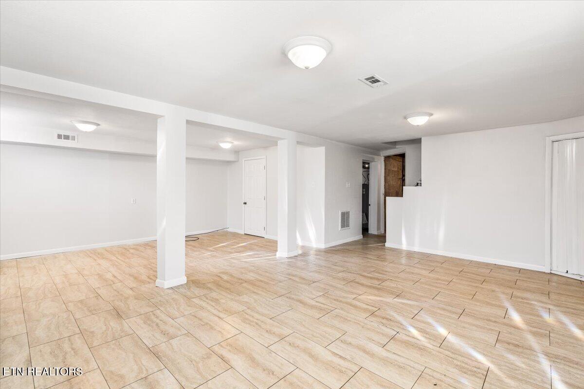 234 College Park Rd, LaFollette