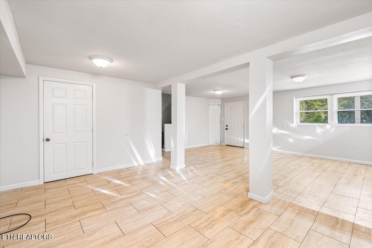 234 College Park Rd, LaFollette