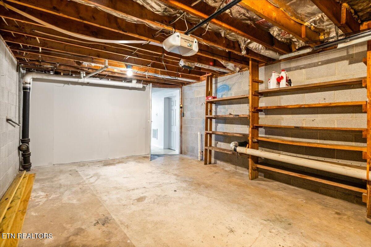 234 College Park Rd, LaFollette