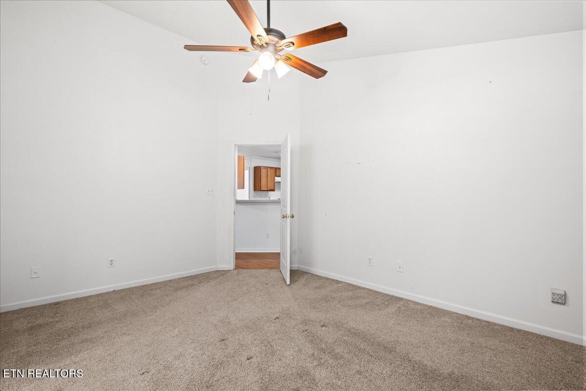 7037 La Christa Way