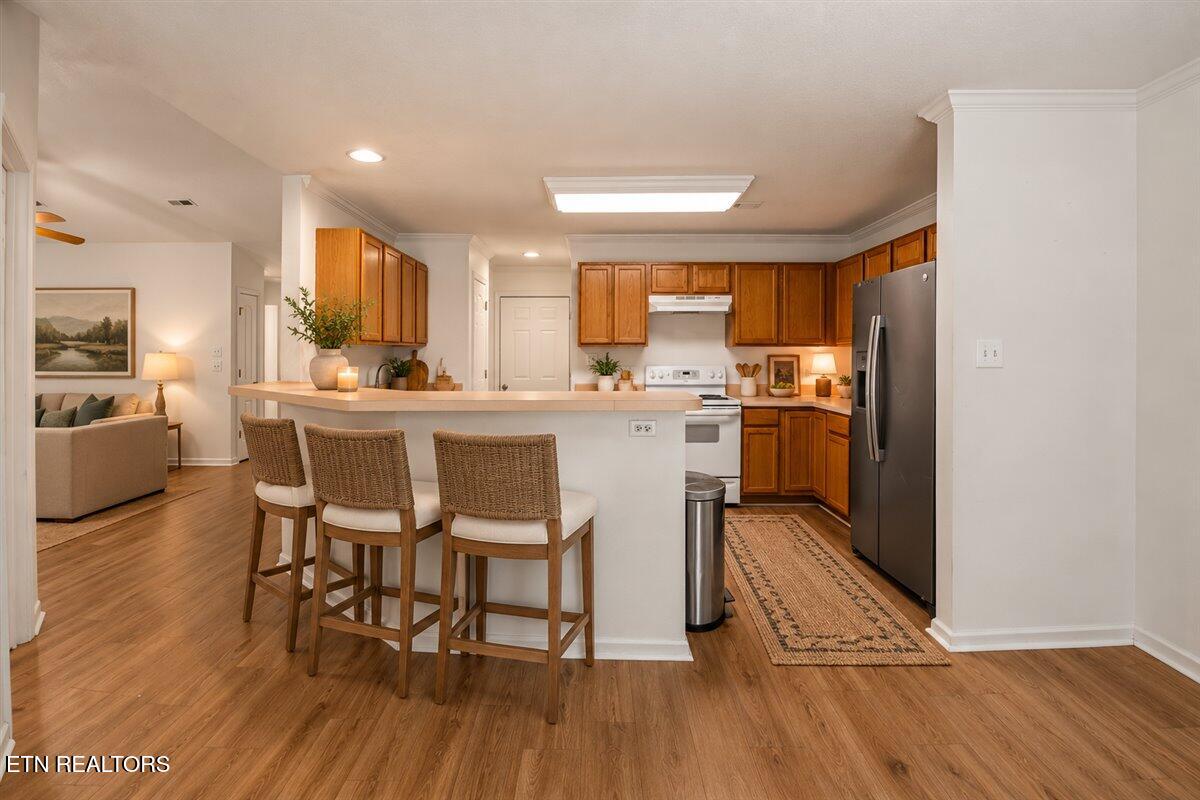 7037 La Christa Way