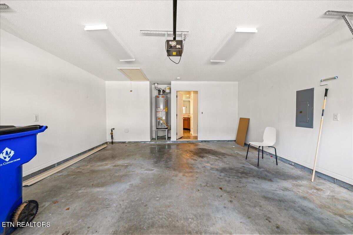 7037 La Christa Way