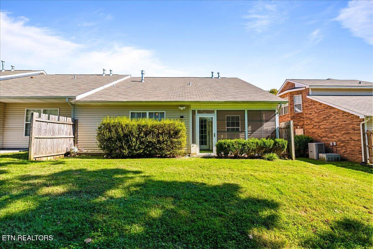 7037 La Christa Way