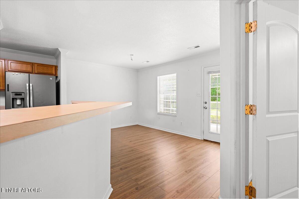 7037 La Christa Way