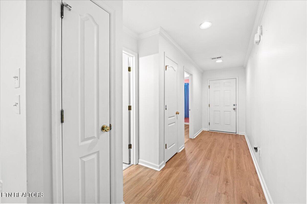 7037 La Christa Way