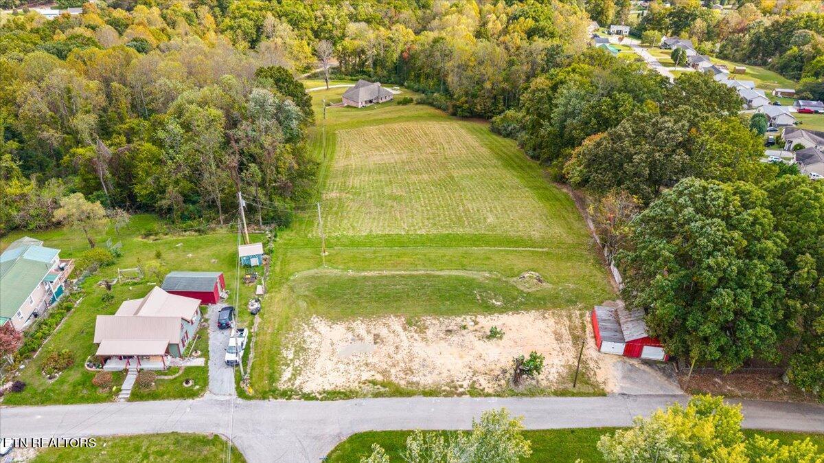 109 W Kentucky Ave, LaFollette
