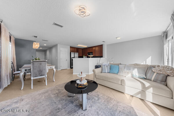 411 WALNUT Drive, St. Johns