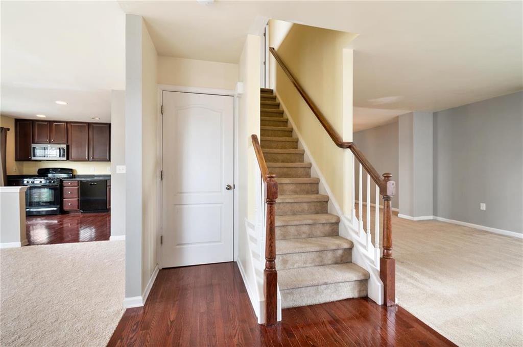 4094 Bunker Hill Drive South