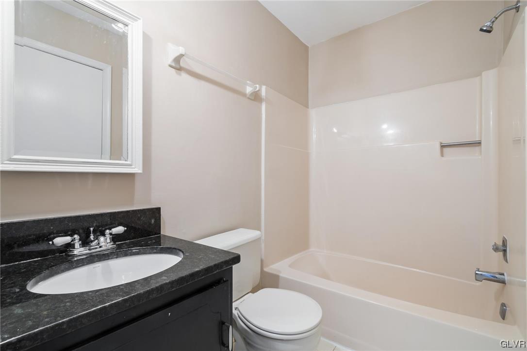 1255 Lehigh Parkway South