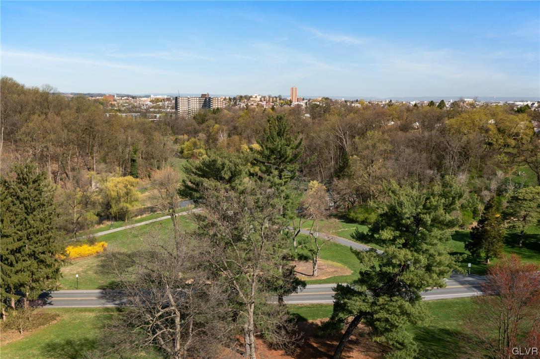 1255 Lehigh Parkway South