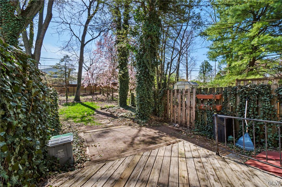 1255 Lehigh Parkway South