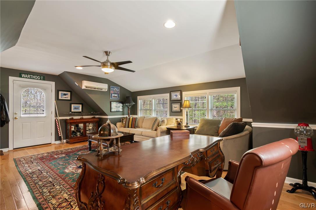 6255 Chestnut Hill Road