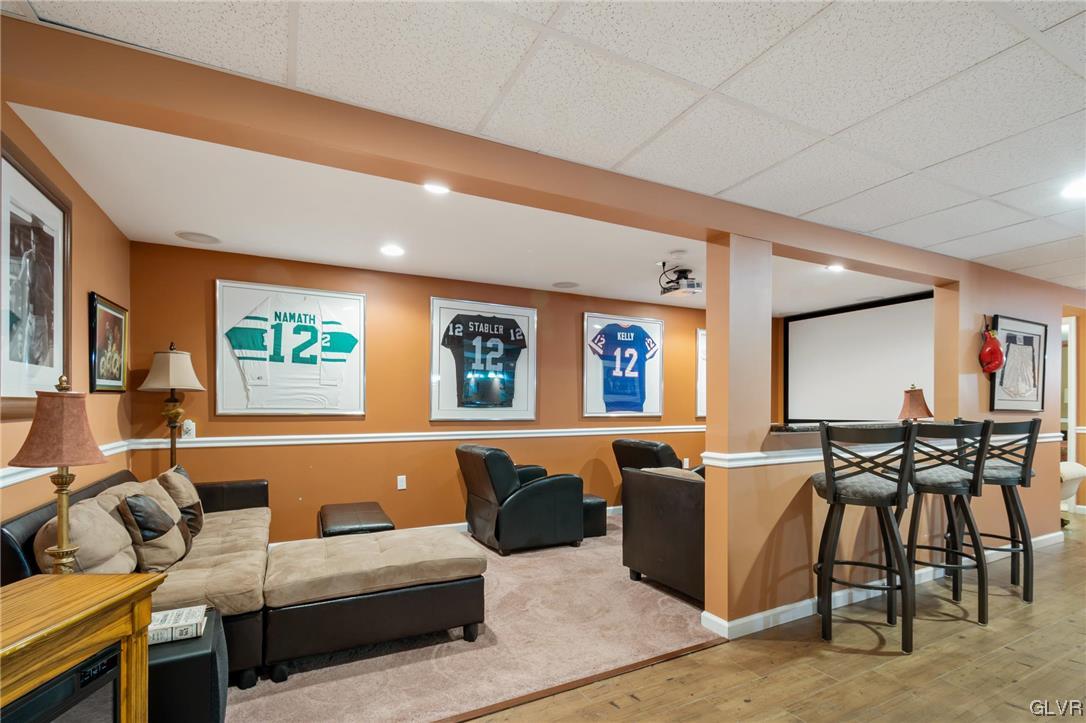 6255 Chestnut Hill Road