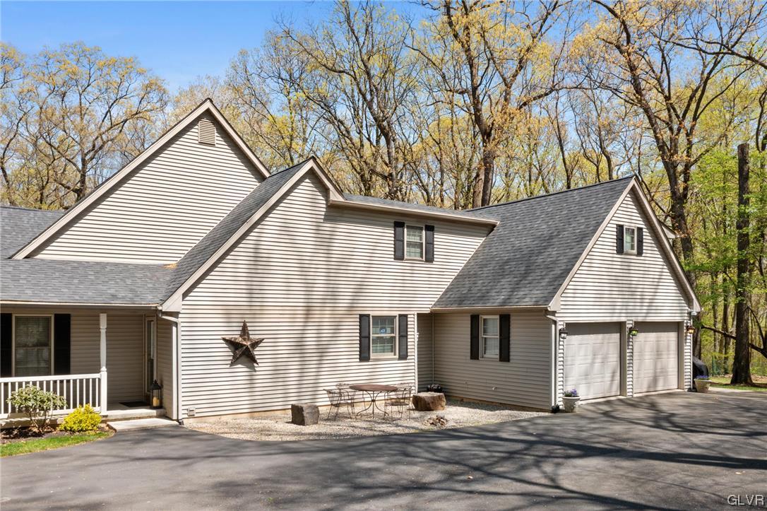 6255 Chestnut Hill Road