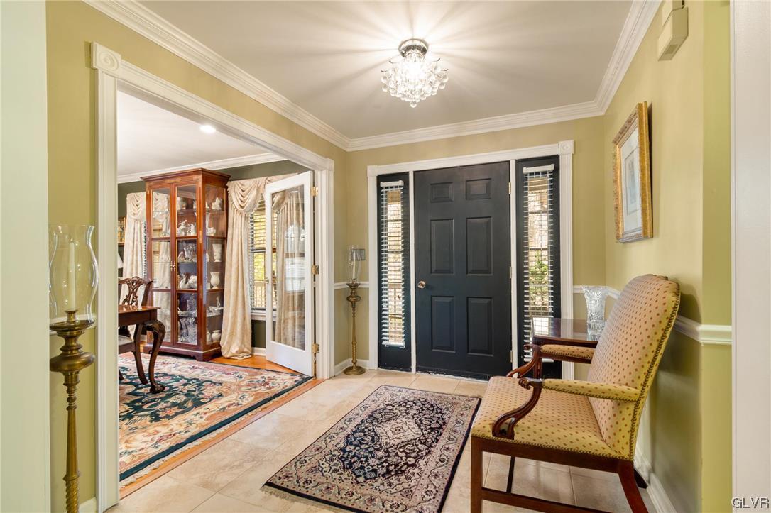 6255 Chestnut Hill Road