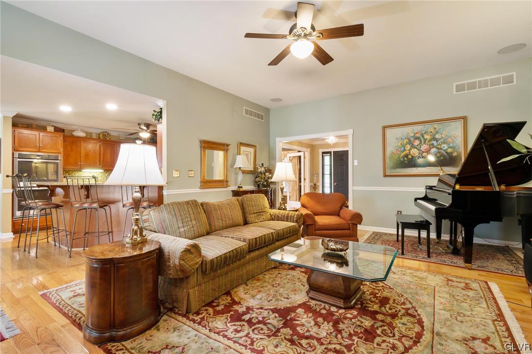 6255 Chestnut Hill Road