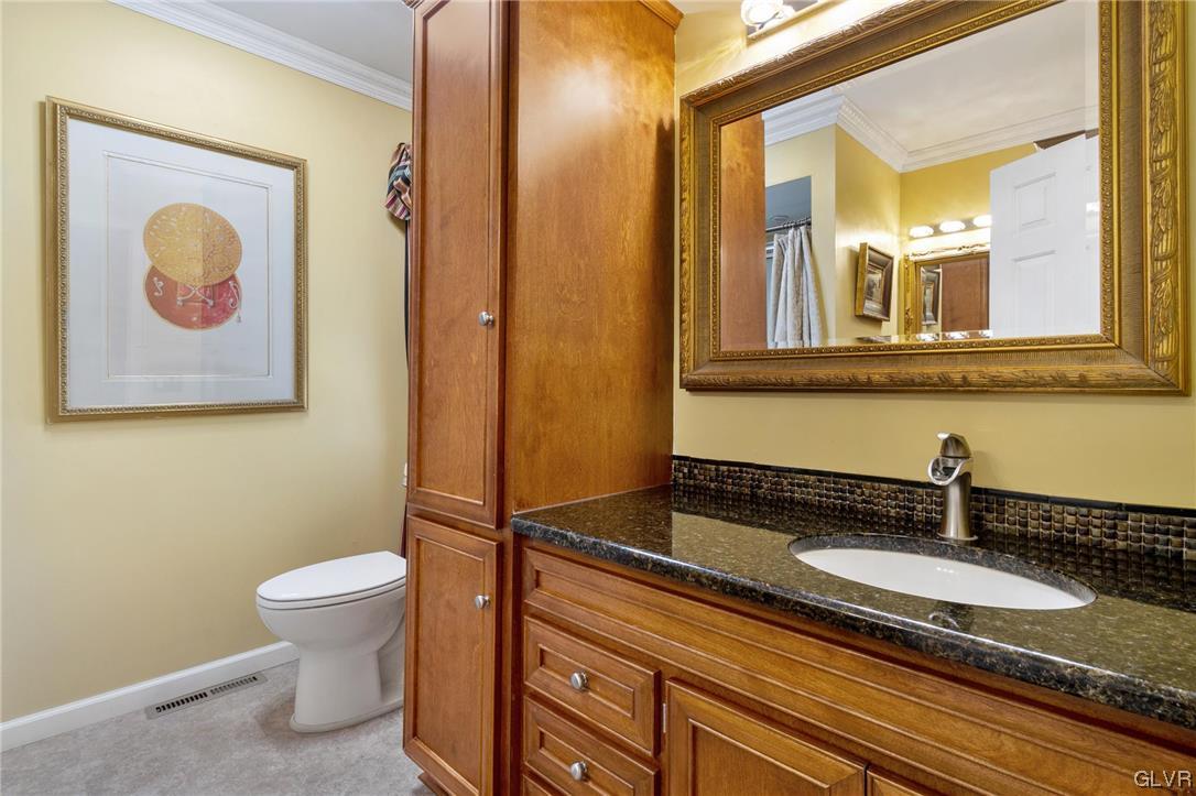 6255 Chestnut Hill Road