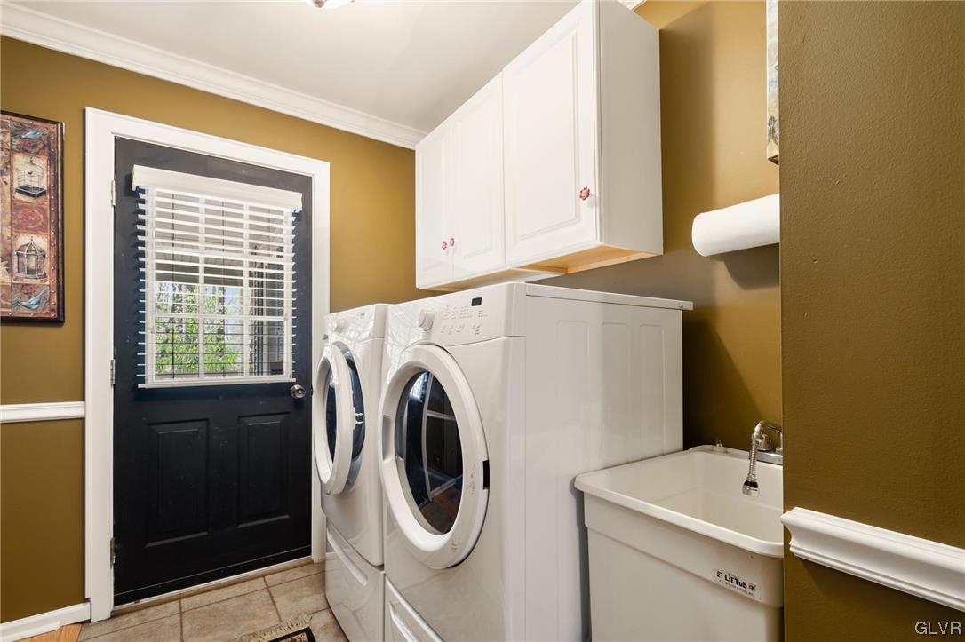 6255 Chestnut Hill Road