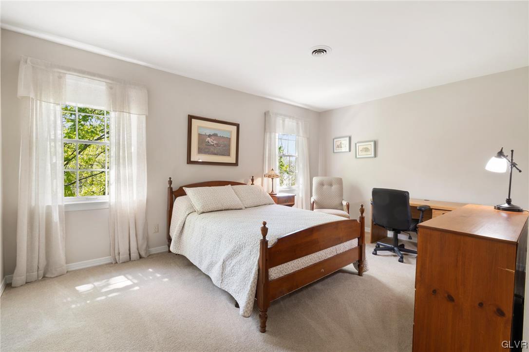 1835 Lehigh Parkway North