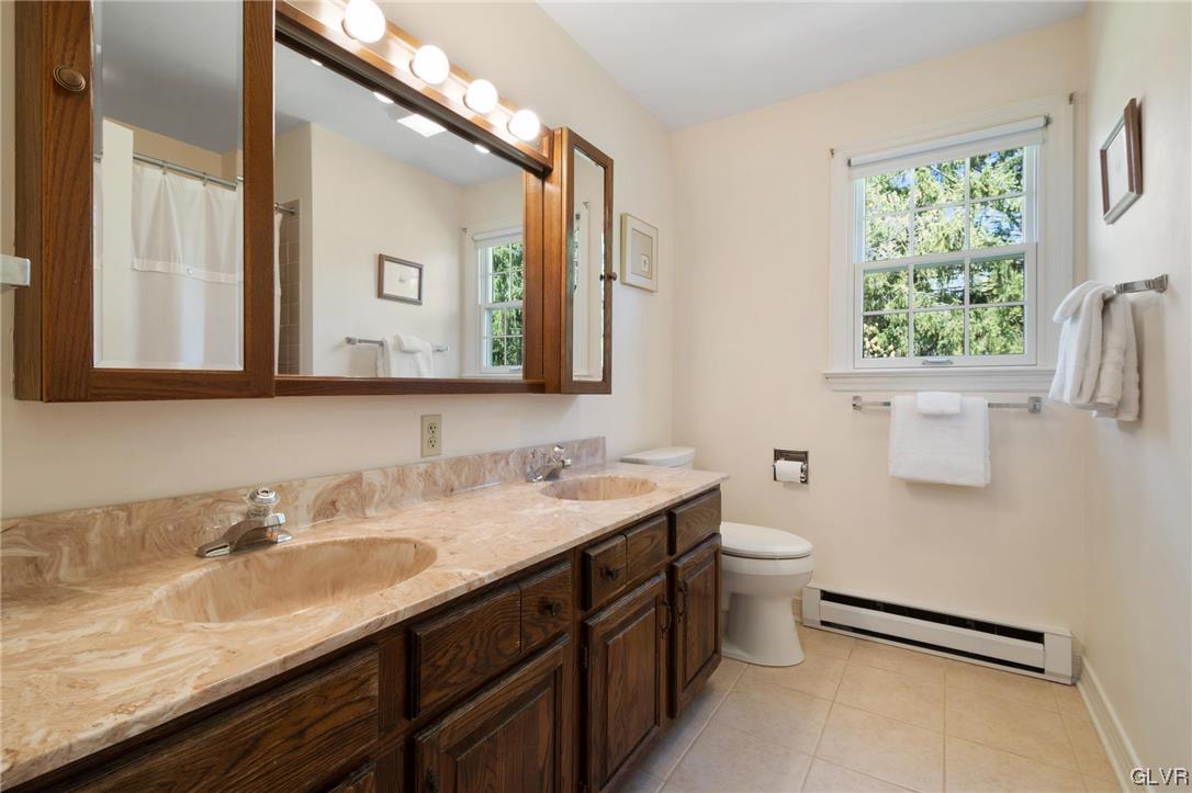 1835 Lehigh Parkway North