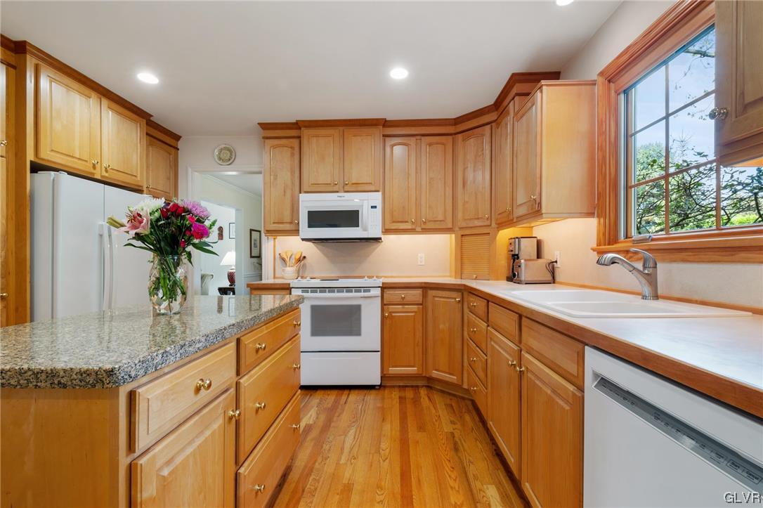 1835 Lehigh Parkway North