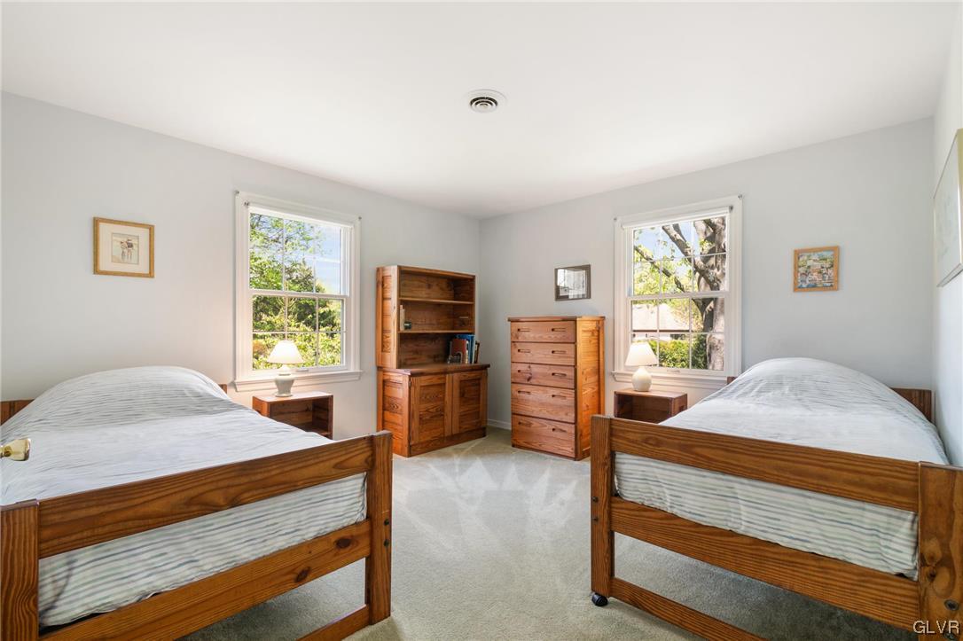 1835 Lehigh Parkway North