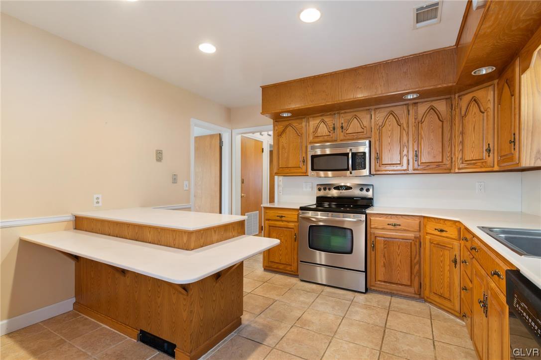 2019 West Allen Street