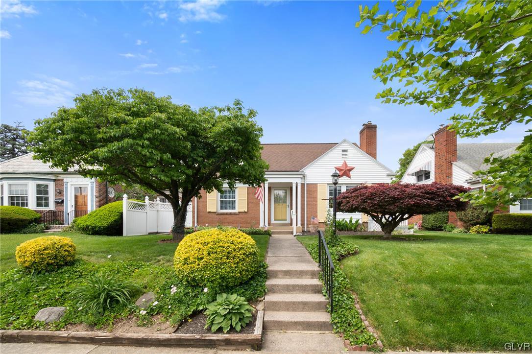 2019 West Allen Street