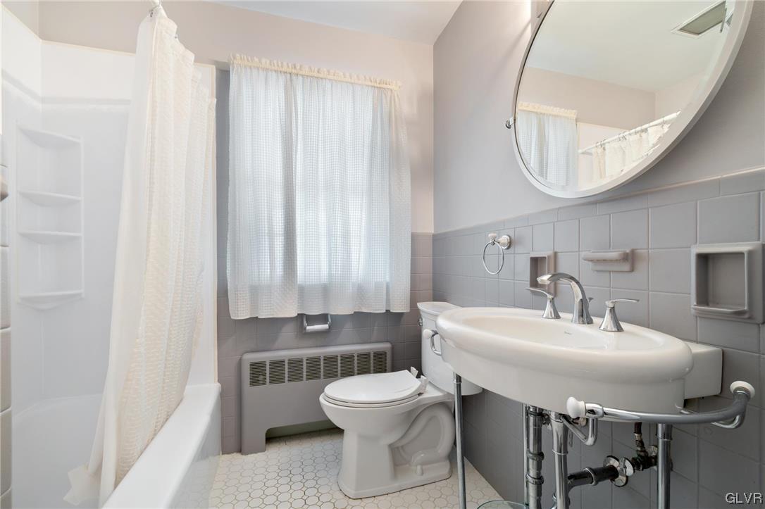 2019 West Allen Street