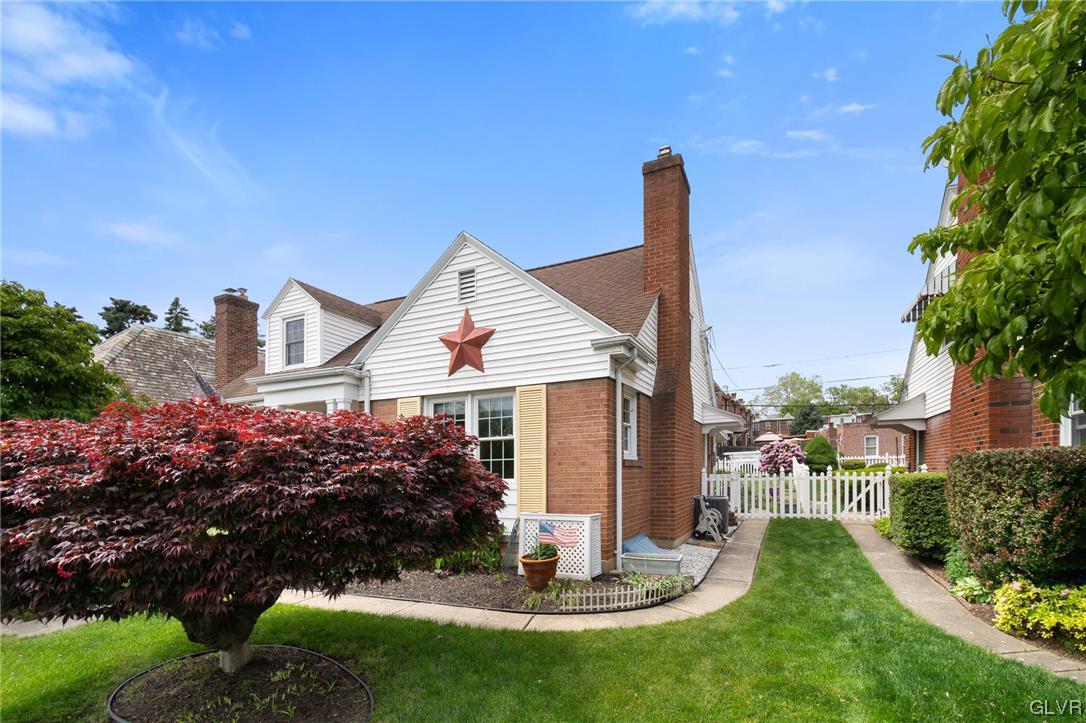 2019 West Allen Street