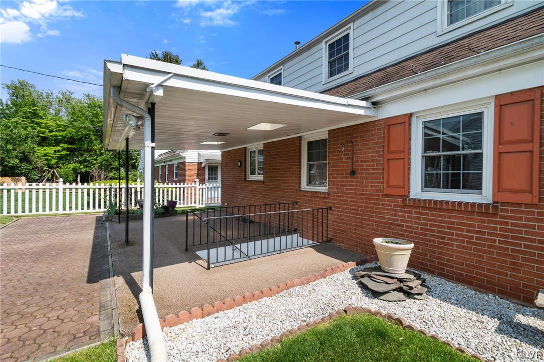 2019 West Allen Street