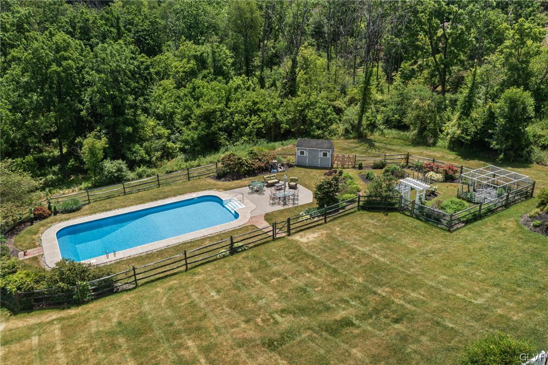 6098 Blue Church Road