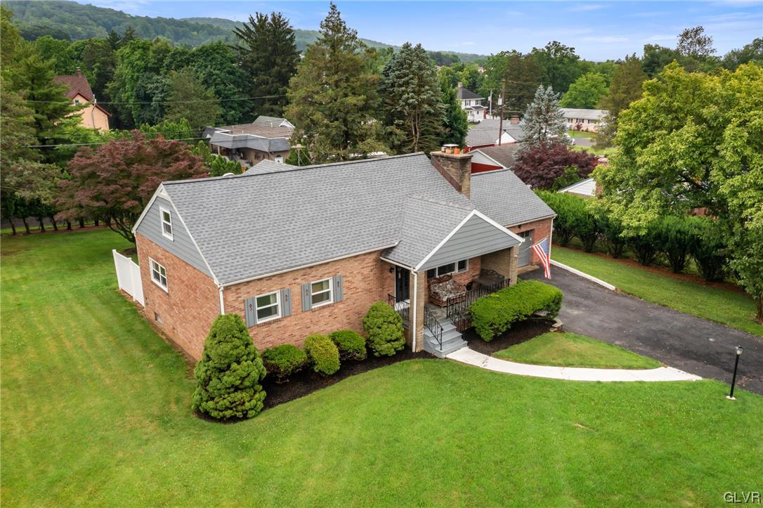 324 East Wayne Avenue