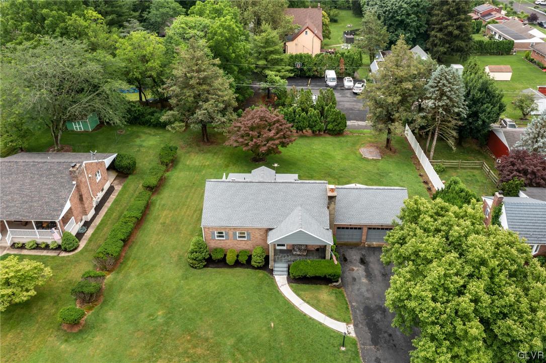 324 East Wayne Avenue