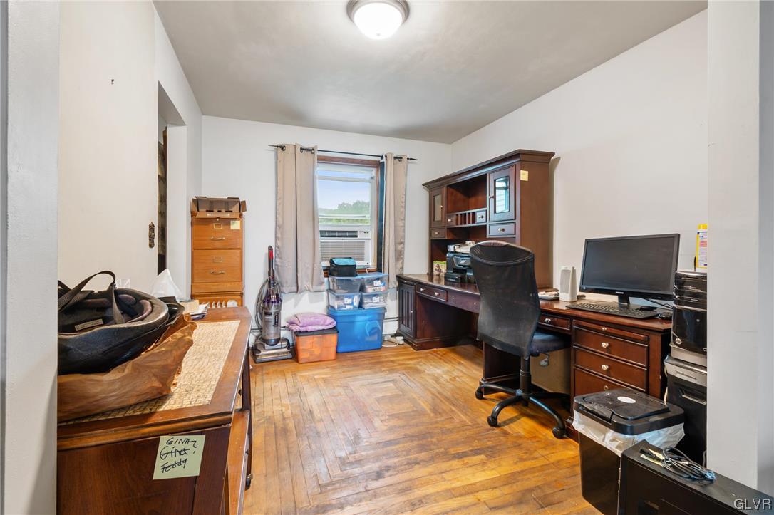 324 East Wayne Avenue