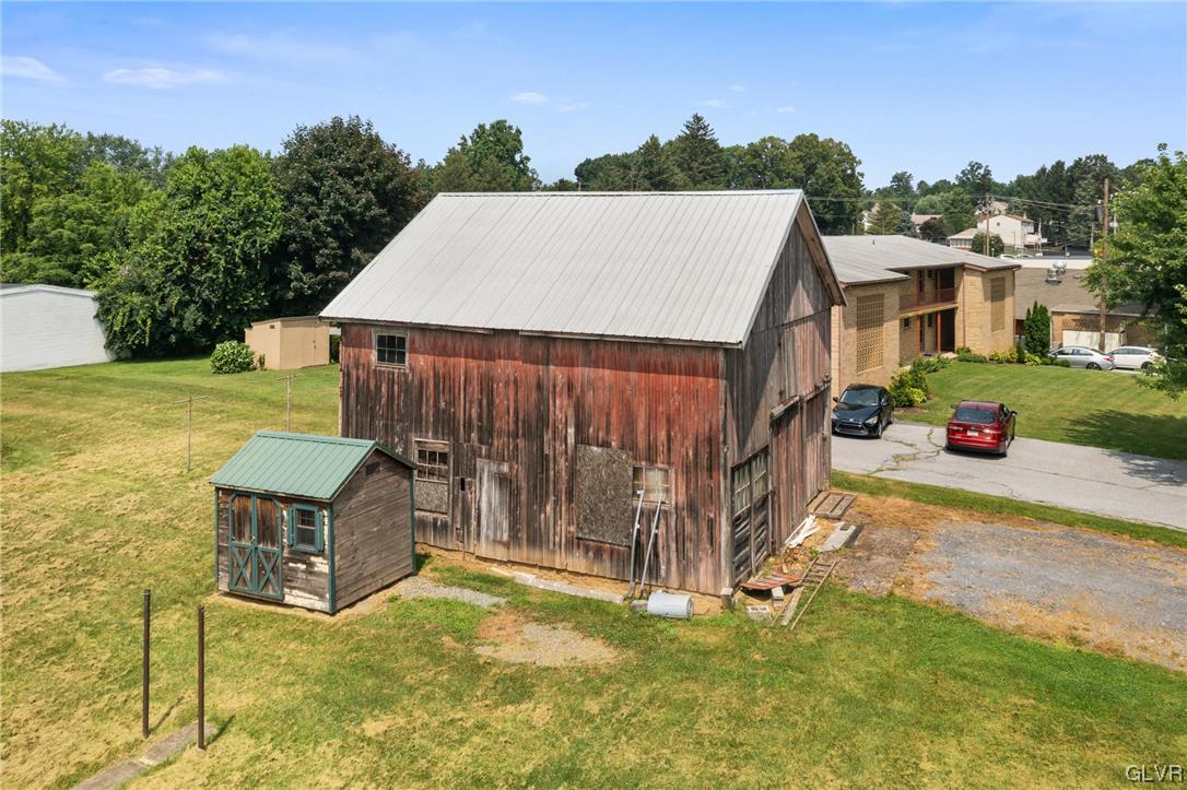 3931 West Walnut Street