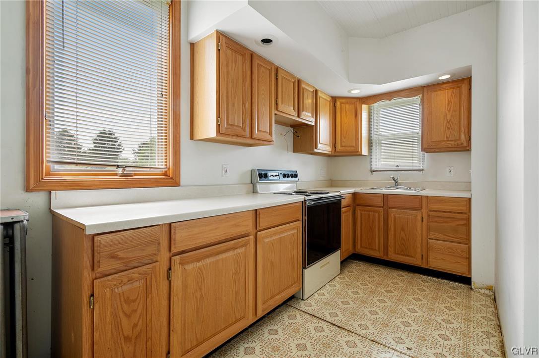 3931 West Walnut Street