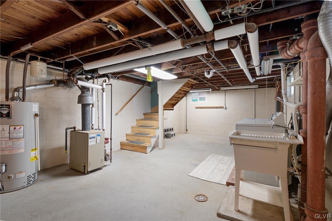 321 East Federal Street