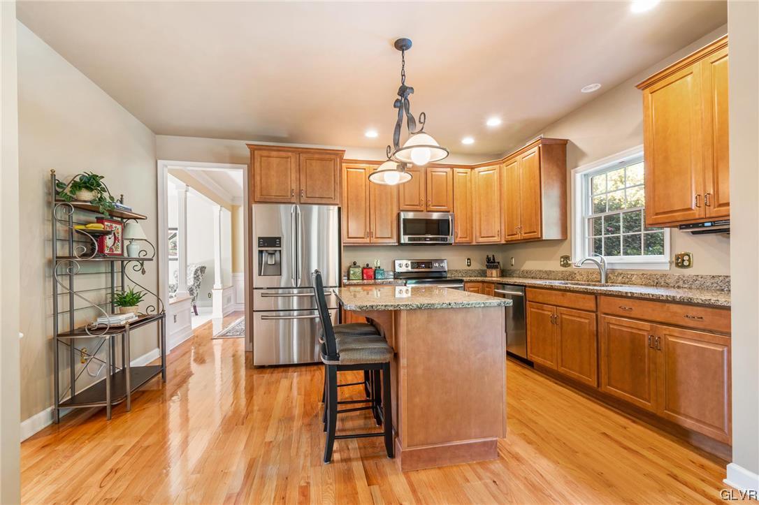 3315 North Bay Hill Drive