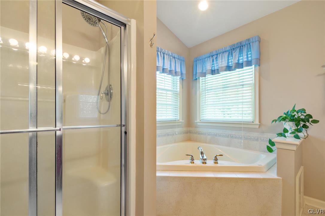 3315 North Bay Hill Drive